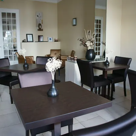 Eden - La Baigneuse מלון