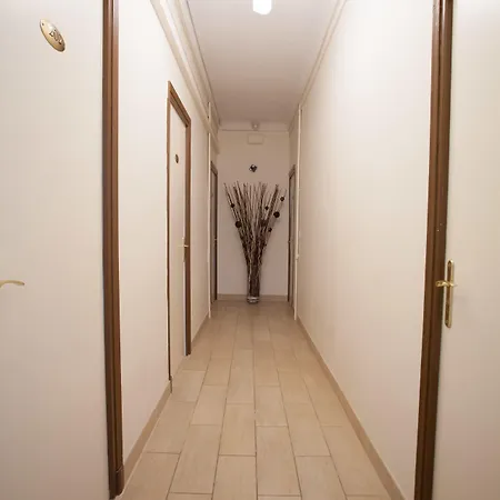 מלון Eden - La Baigneuse ז'ואן-לה-פינס