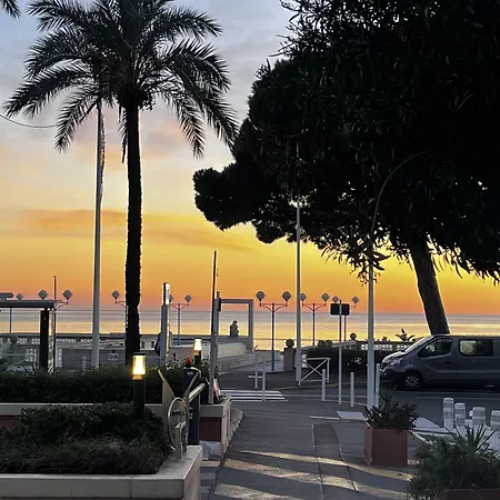 Eden - La Baigneuse 3*