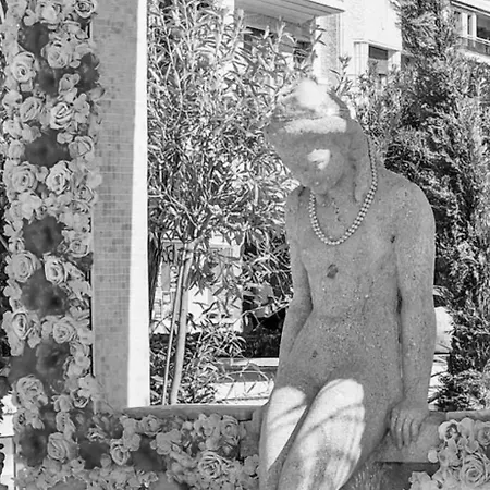 Eden - La Baigneuse Hotel 3*