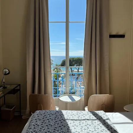 Eden - La Baigneuse Hotel 3*