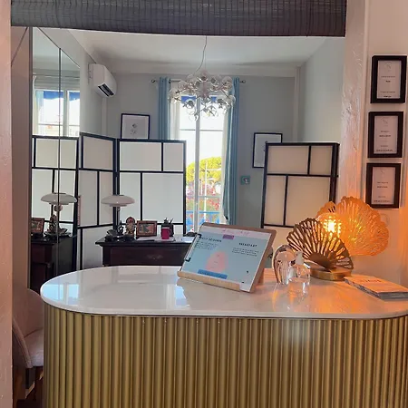 Eden - La Baigneuse Hotel