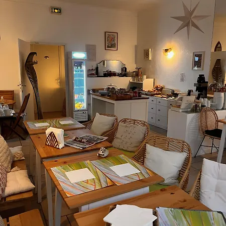 Eden - La Baigneuse Hotel